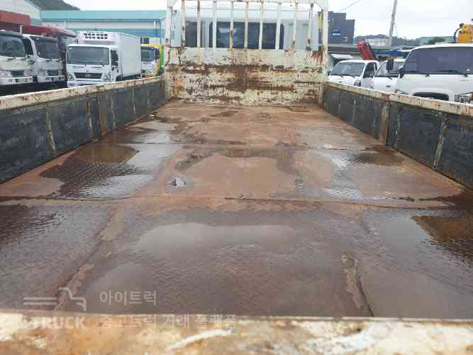 현대 슈퍼트럭 185 단바리 카고 5톤 수동