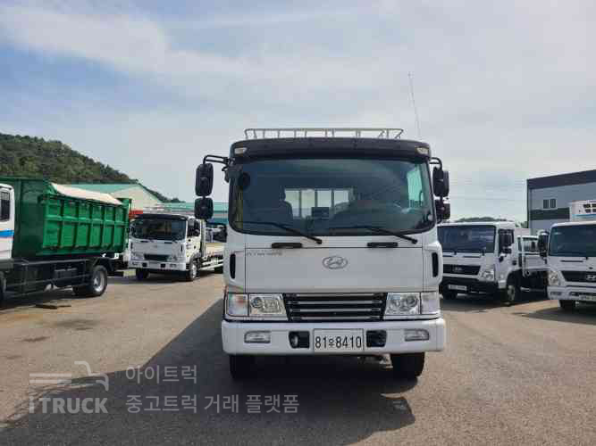 메가트럭 280 앞축 카고 7.5톤 수동