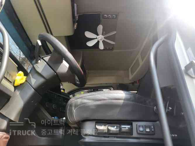 볼보 FH 540 후축 카고 25톤 오토