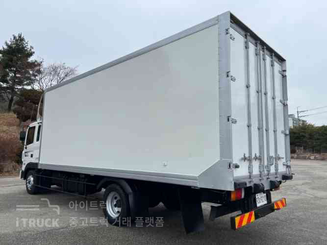 메가트럭 260 단바리 탑 5톤 수동