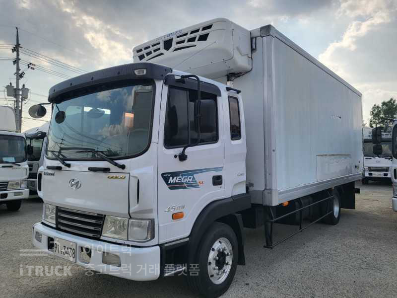 메가트럭 250 단바리 탑 4.5톤 수동 - 중고 트럭 매물 이미지