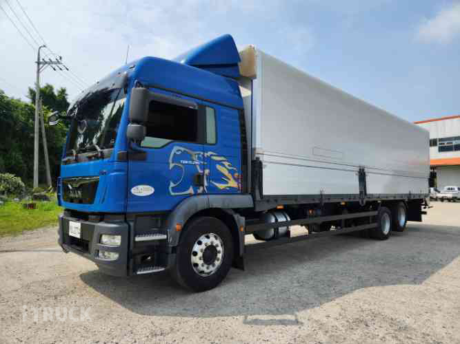 TGM 290 후축 윙바디 6.5톤 오토 - 중고 트럭 매물 이미지