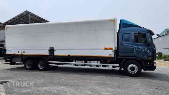 프리마 320 후축 윙바디 8.5톤 오토 - 중고 트럭 매물 이미지