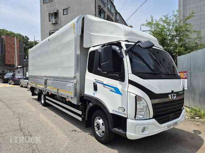 더쎈 4.2톤 광폭 윙바디 데이캡(슈퍼캡, 킹캡) - 중고 트럭 매물 이미지