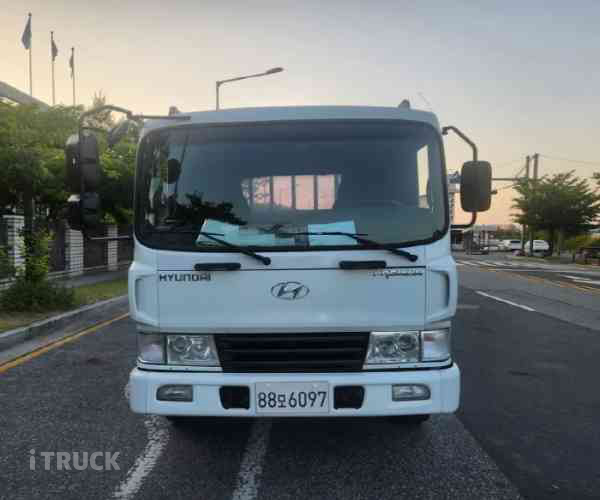 메가트럭 225 단바리 카고 4.5톤 오토