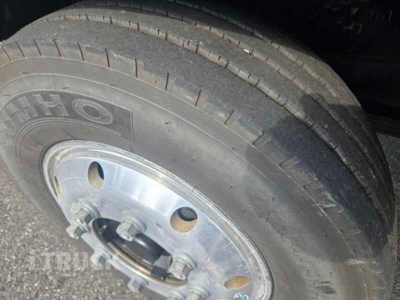 현대 메가트럭 280 후축 카고 4.5톤 수동 8