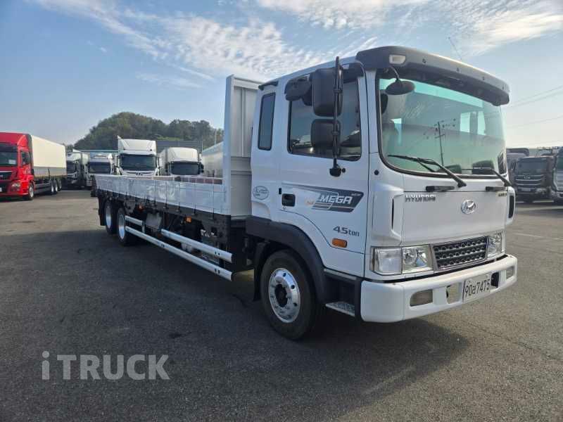 현대 메가트럭 280 후축 카고 4.5톤 수동 1