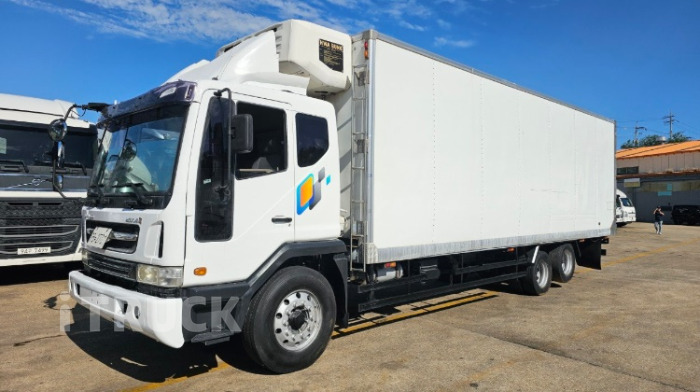 타타대우 노부스 260 후축 냉동탑 6.5톤 수동 2