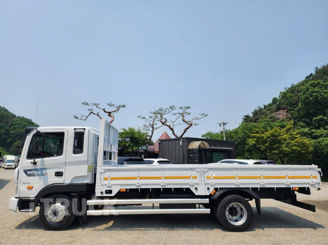 메가트럭 250 단바리 카고 5톤 수동