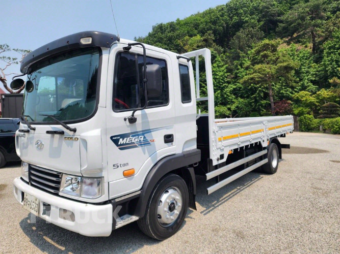 메가트럭 250 단바리 카고 5톤 수동
