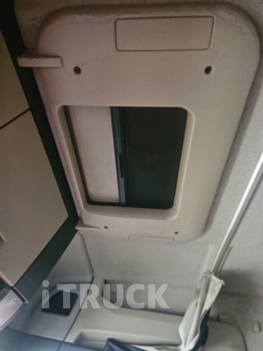 TGS 500 후축 카고 25톤 오토