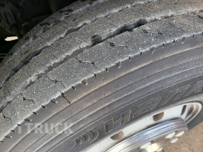 FM 450 후축 상승윙바디 23.5톤 오토