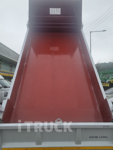 현대 메가트럭 화물덤프 5톤