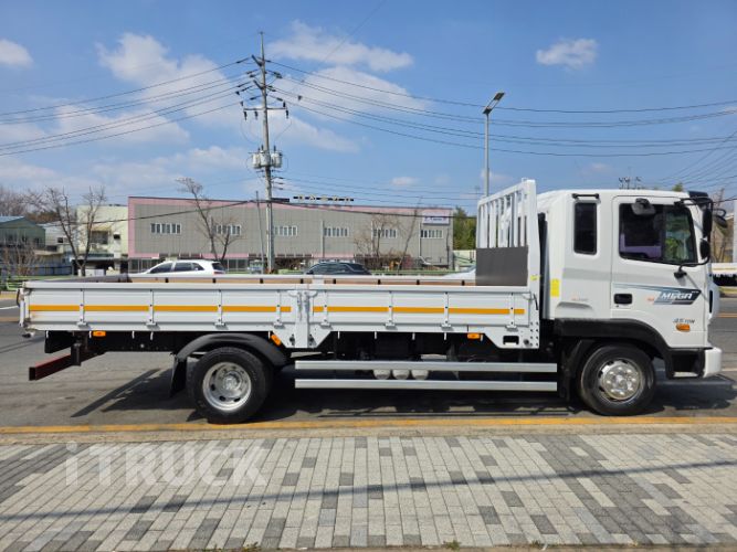 메가트럭 250 단바리 카고 4.5톤 수동