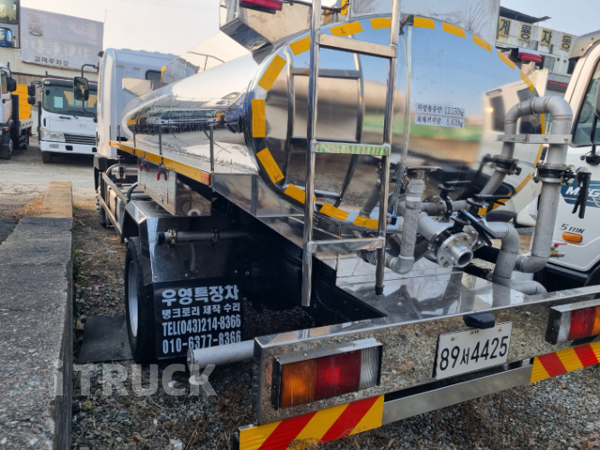 살수차 메가트럭 스텐탱크 6,500L 수동