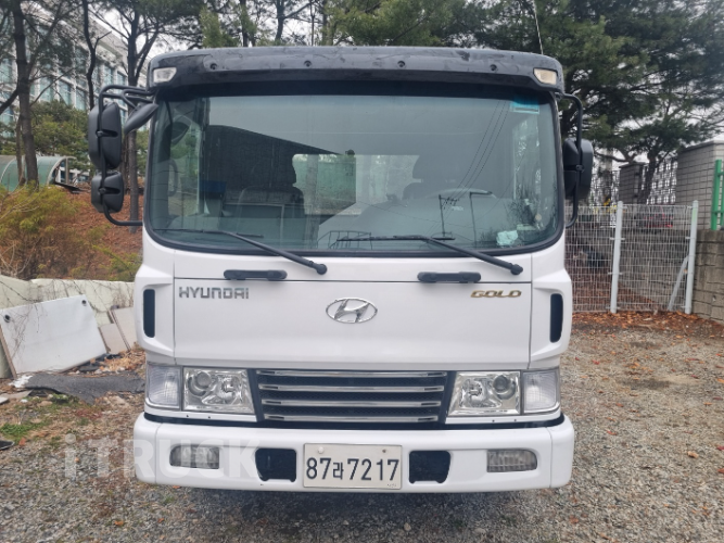 메가트럭 260 단바리 카고 5톤 수동