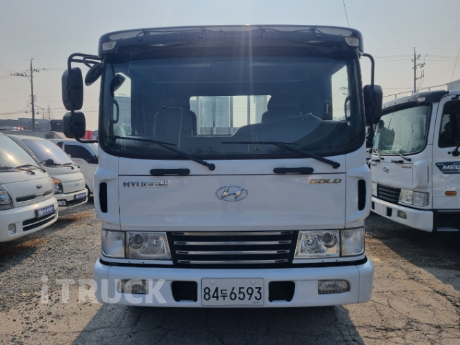 메가트럭 260 단바리 카고 5톤 수동