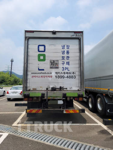 노부스 260 후축 냉동 컨테이너탑 8.5톤 수동