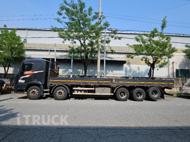 엑시언트 540 후축 카고 25톤 오토