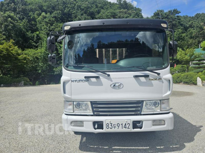 메가트럭 250 단바리 카고 5톤 수동