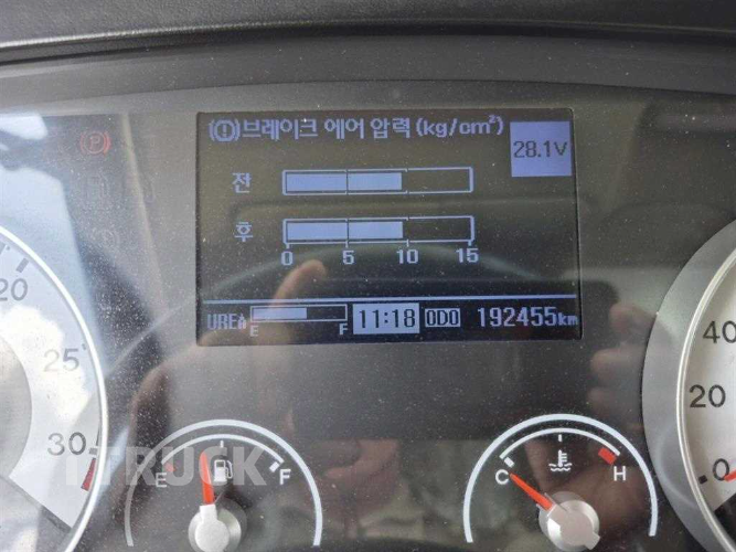 메가트럭 280 단바리 냉동탑 5톤 수동