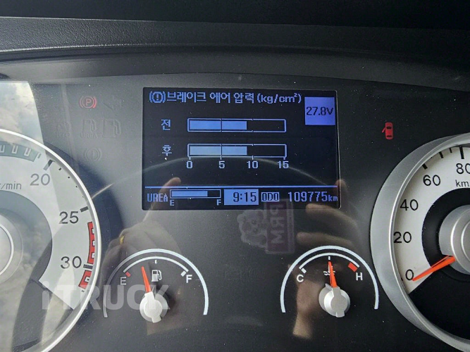 메가트럭 280 단바리 익스하이탑 5톤 수동