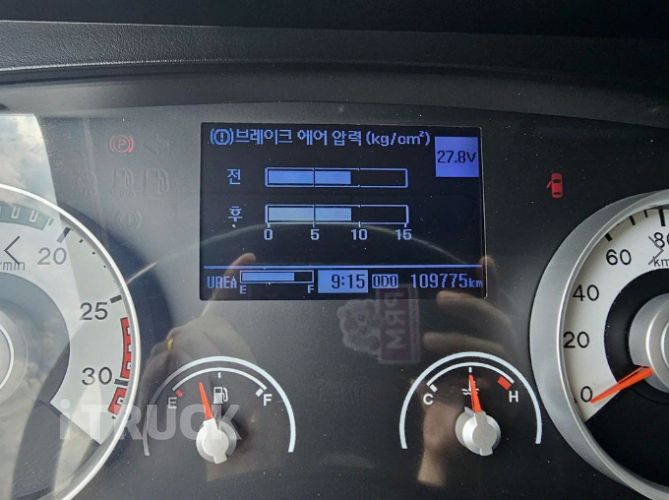 메가트럭 280 단바리 익스하이탑 5톤 수동