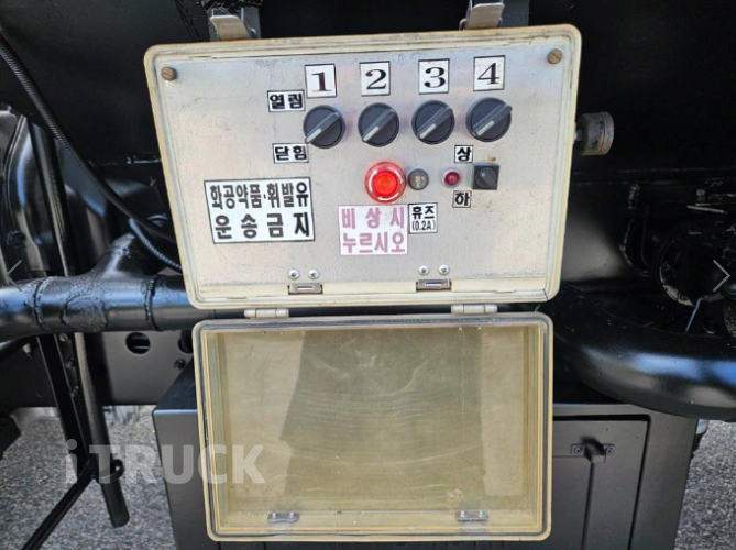 탱크로리 메가트럭 알탱크 10,000L 수동