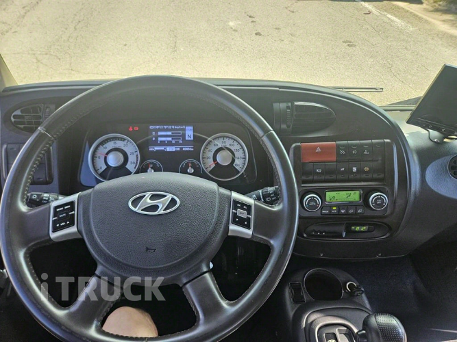 메가트럭 280 단바리 카고 4.5톤 오토