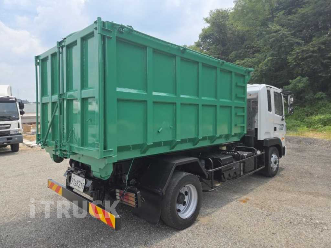 메가트럭 암롤 250 3.5톤 수동 단바리