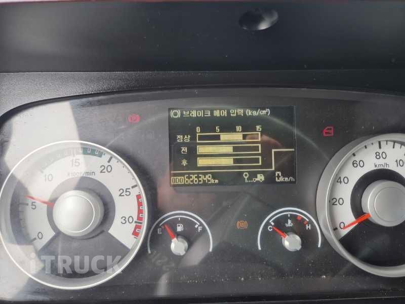 메가트럭 250 단바리 윙바디 4.5톤 수동