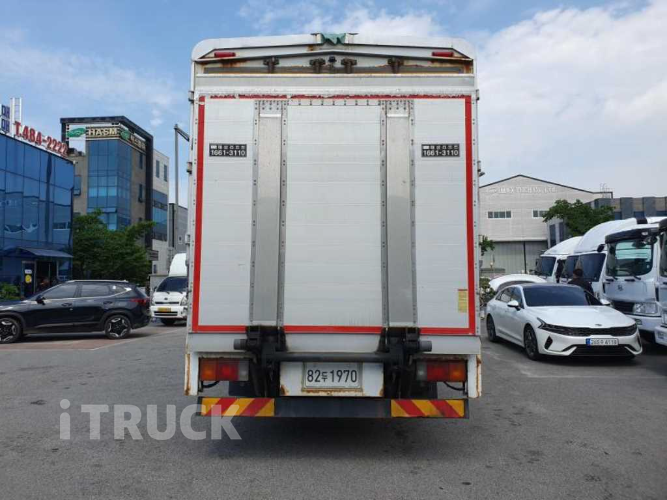 메가트럭 280 후축 윙바디 5톤 수동
