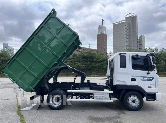 메가트럭 진개덤프 280 5톤 수동 단바리