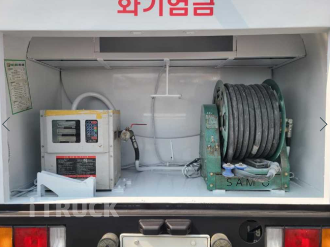 탱크로리 메가트럭 5,000L 수동