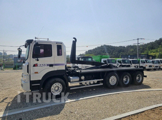트라고 암롤 420 24톤 수동 앞축