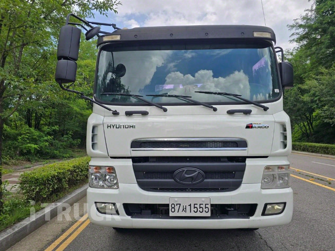 현대 트라고 암롤 460 25톤 수동 앞축