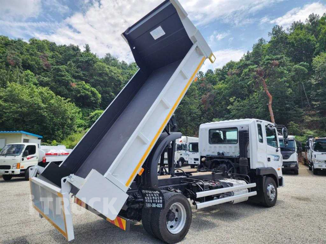현대 메가트럭 화물덤프 5톤