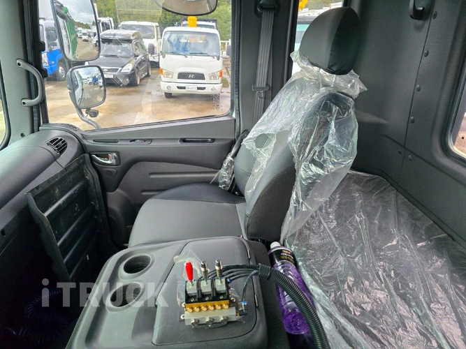 현대 메가트럭 암롤 280 5톤 수동 단바리
