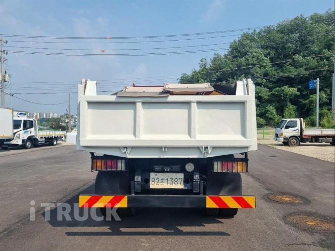 현대 메가트럭 화물덤프 5톤