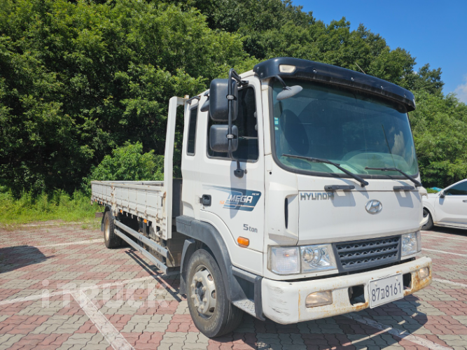 현대 메가트럭 280 단바리 카고 5톤 수동