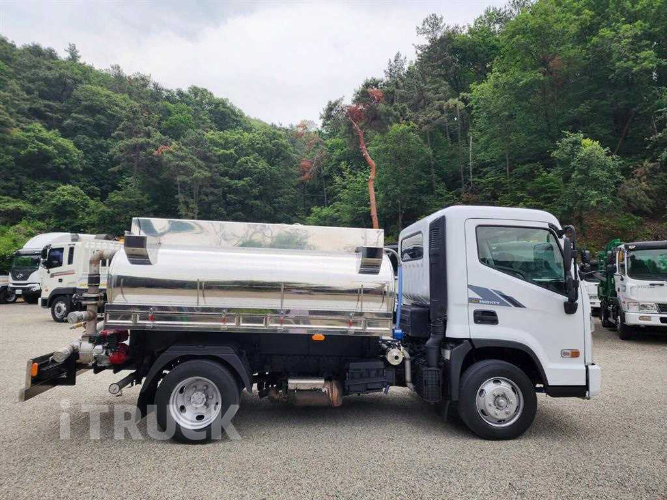 현대 살수차 올뉴마이티 스텐탱크 4,000L 수동