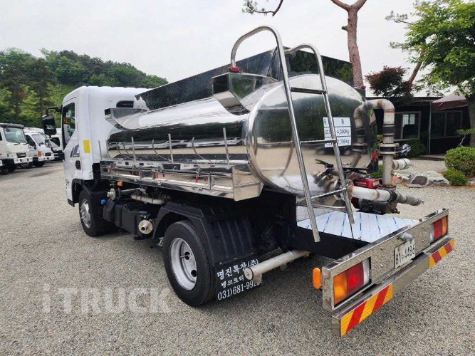 현대 살수차 올뉴마이티 스텐탱크 4,000L 수동