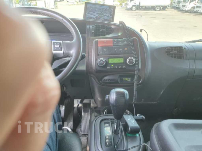 현대 메가트럭 280 단바리 카고 5톤 오토