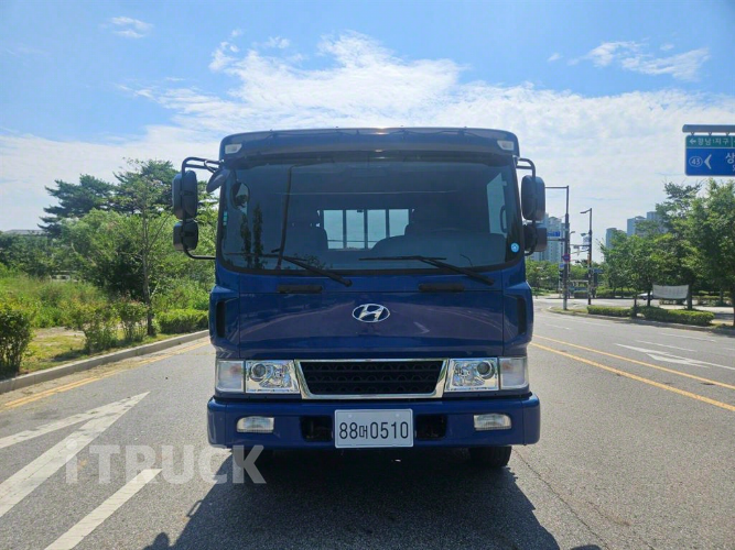 현대 메가트럭 280 단바리 카고 4.5톤 수동