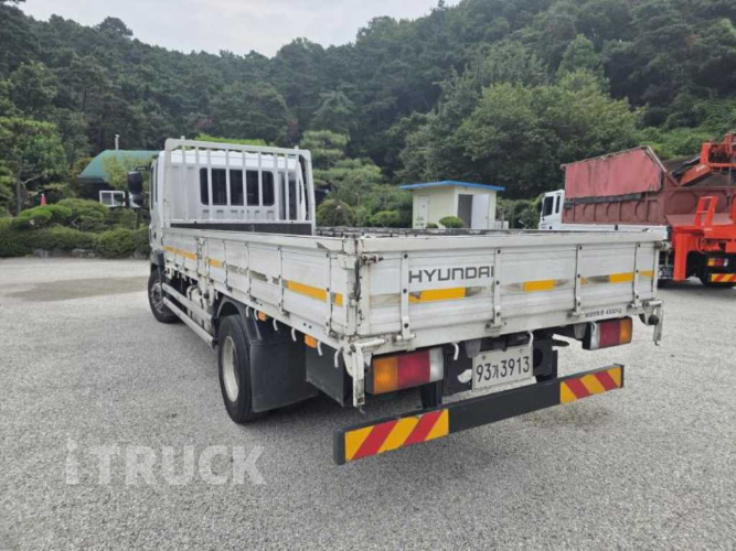 현대 메가트럭 280 단바리 카고 4.5톤 수동 4