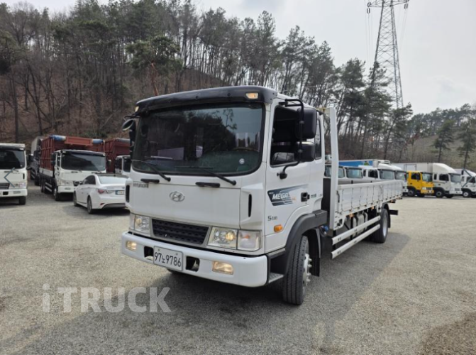 현대 메가트럭 280 단바리 카고 5톤 수동