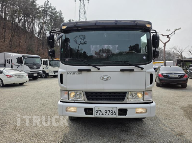 현대 메가트럭 280 단바리 카고 5톤 수동