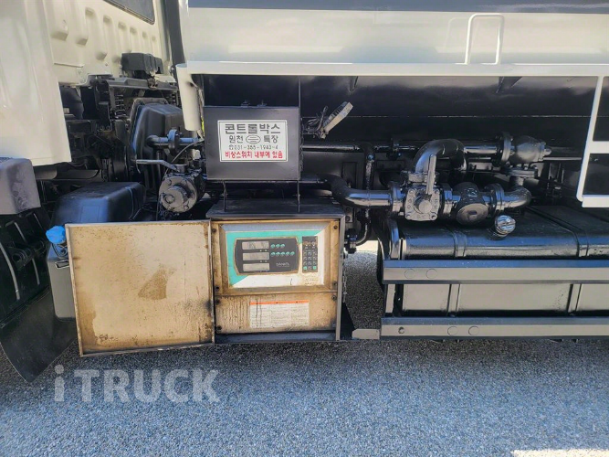 현대 탱크로리 메가트럭 5,000L 수동