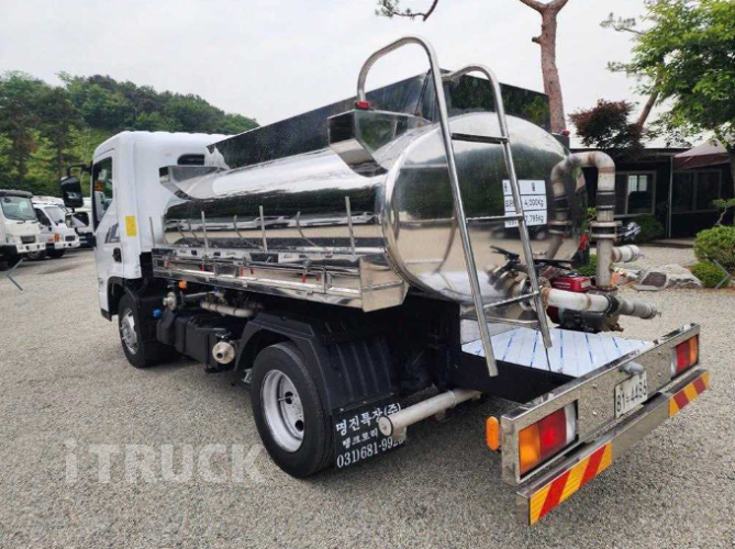 현대 살수차 올뉴마이티 스텐탱크 4,000L 수동