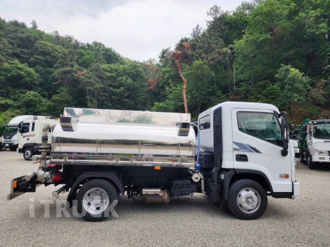 현대 살수차 올뉴마이티 스텐탱크 4,000L 수동